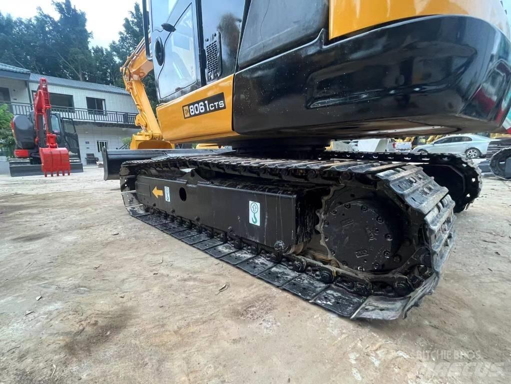 JCB 8061 Minikoparki