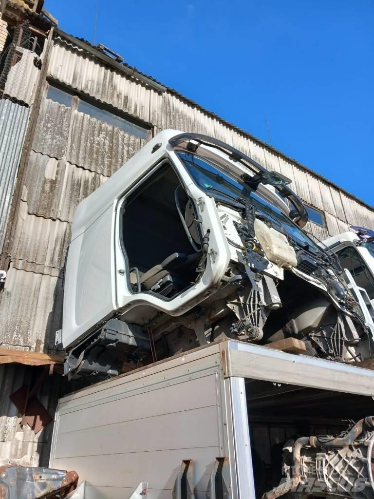 Renault Premium 460 Kabiny i wnętrze
