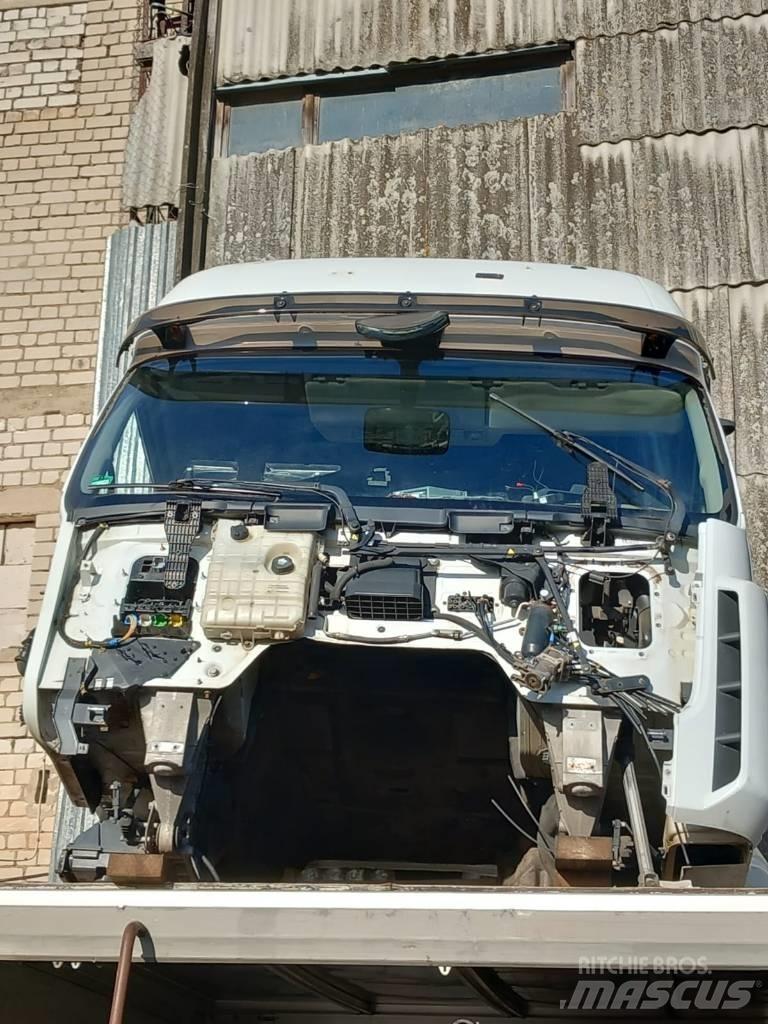 Renault Premium 460 Kabiny i wnętrze