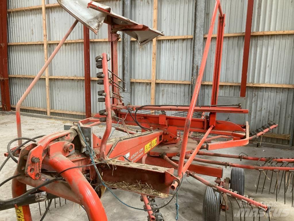 Kuhn GA 4521 Zgrabiarki i przetrząsacze