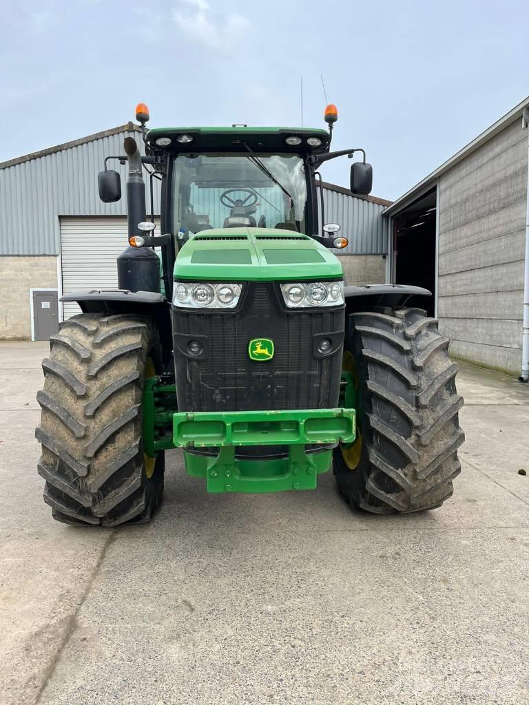 John Deere 8270 R Ciągniki rolnicze