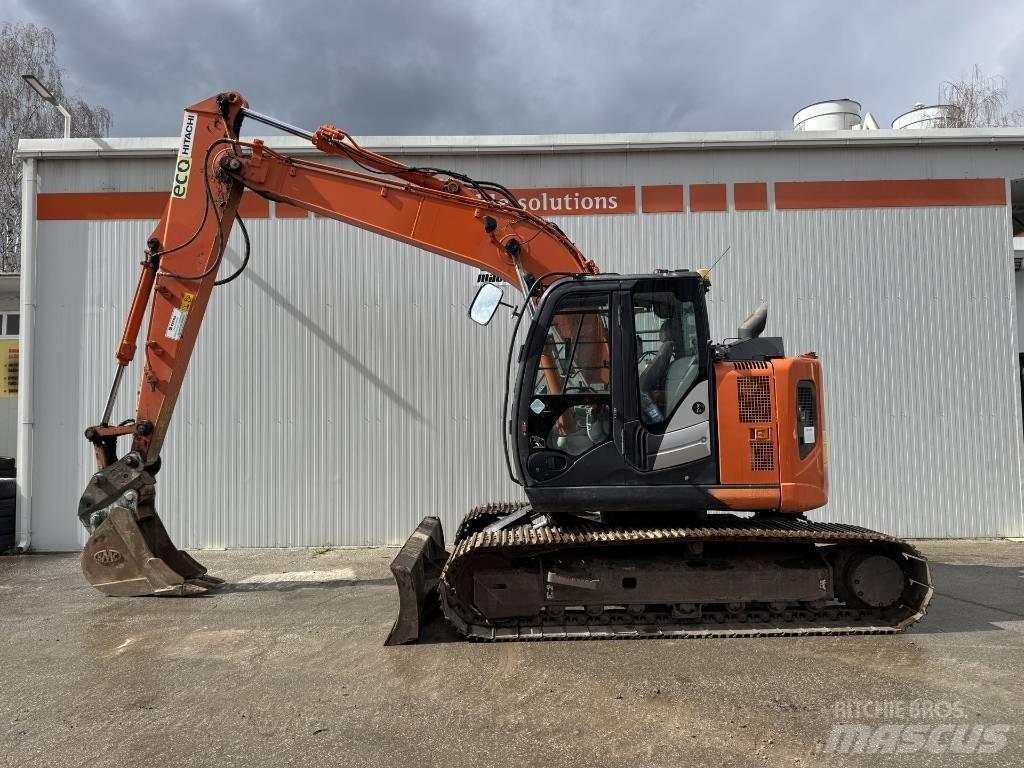 Hitachi ZX 135 US-6 Koparki gąsienicowe