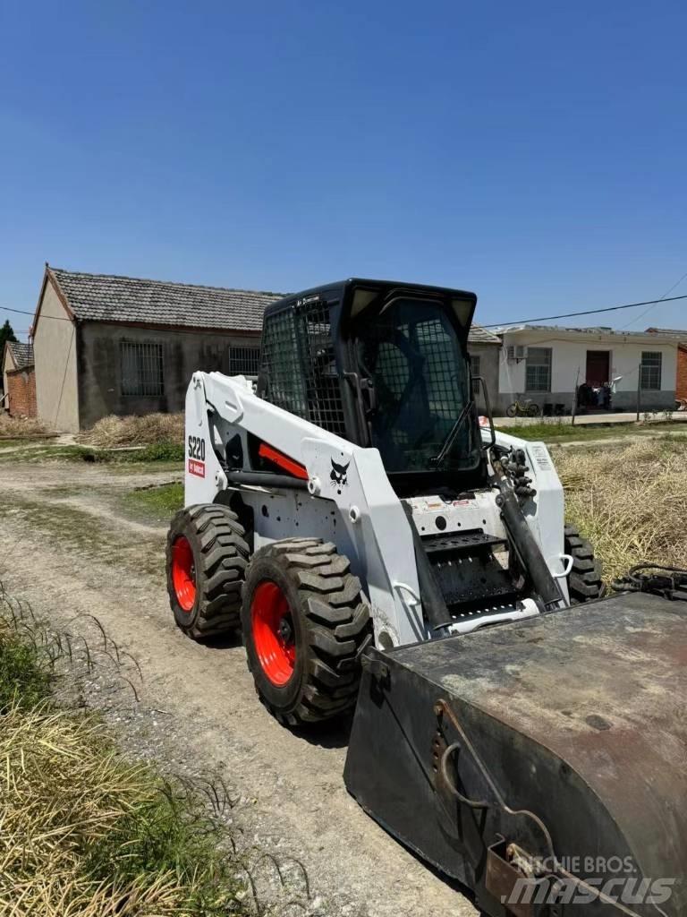 Bobcat S 220 Ładowarki burtowe