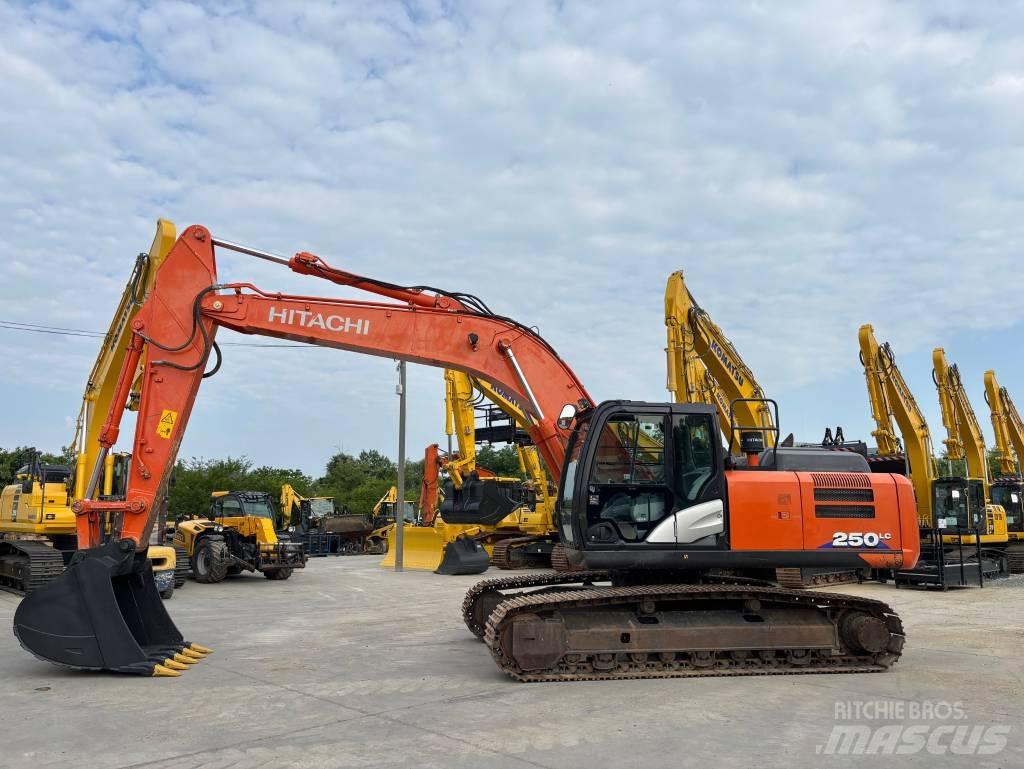 Hitachi ZX 250 LC-6 Koparki gąsienicowe