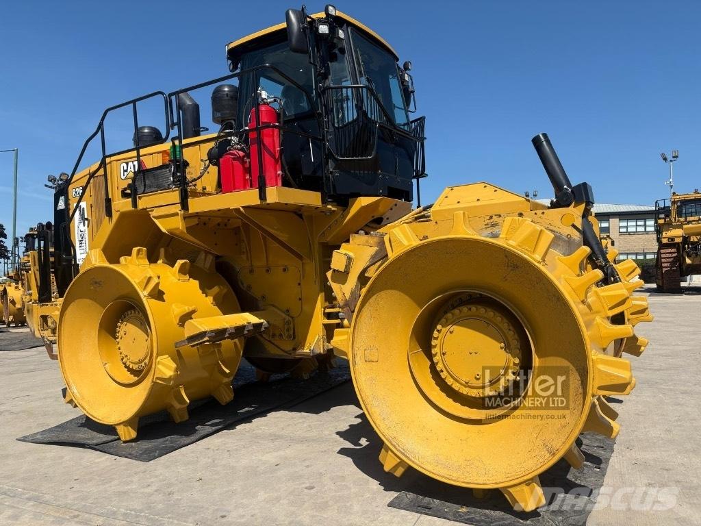CAT 826 K Kompaktory