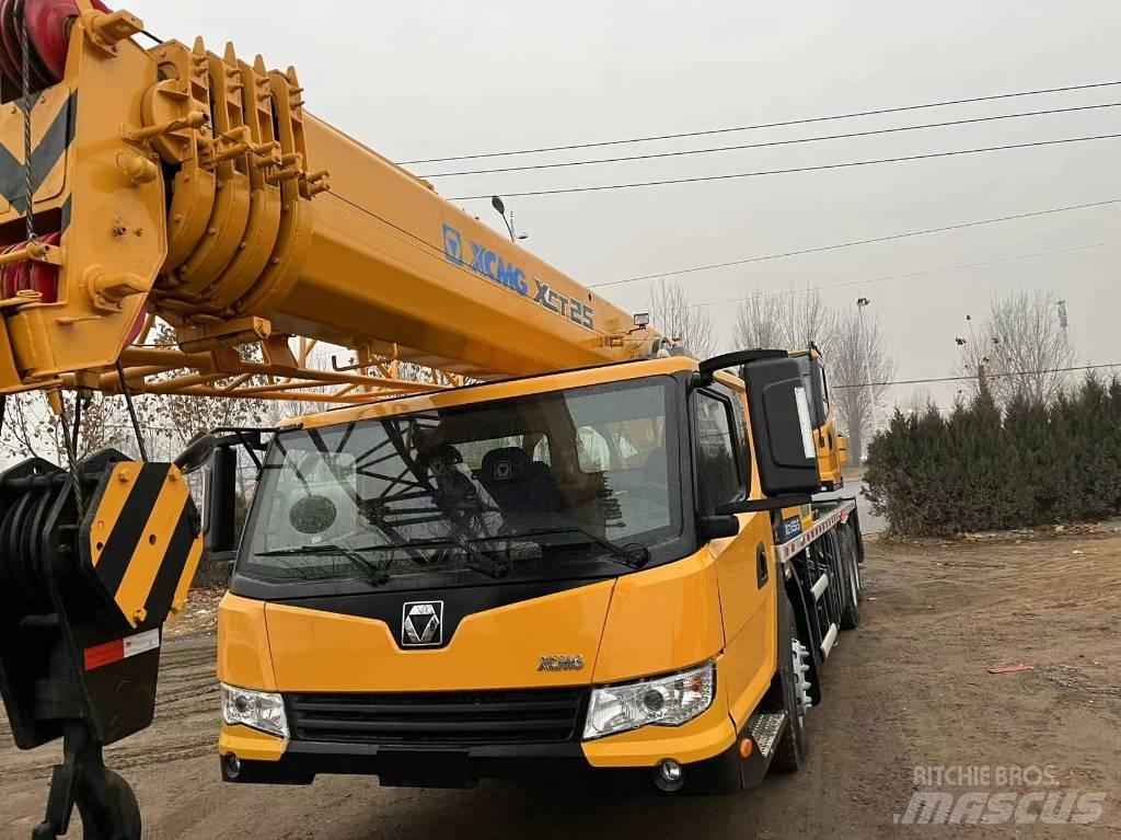 XCMG XCT 25 Żurawie szosowo-terenowe