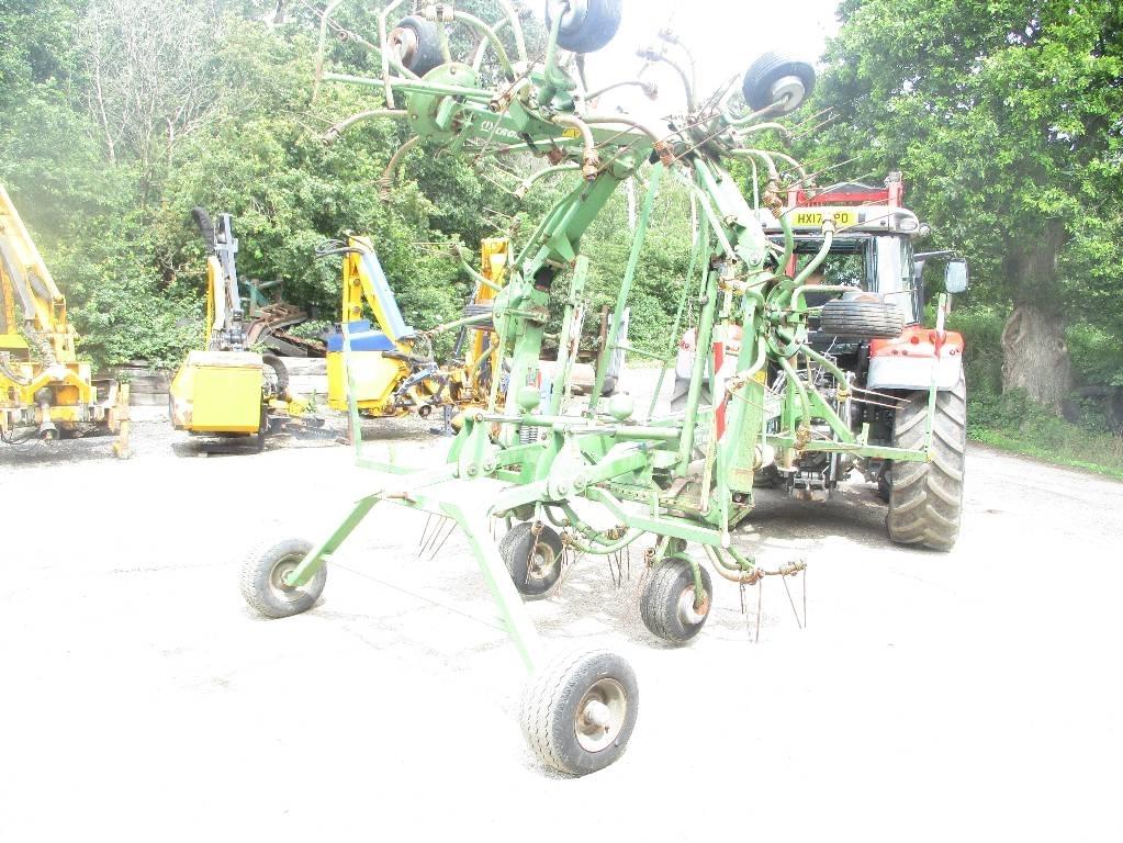 Krone KWT 10.50/8x7 Zgrabiarki i przetrząsacze