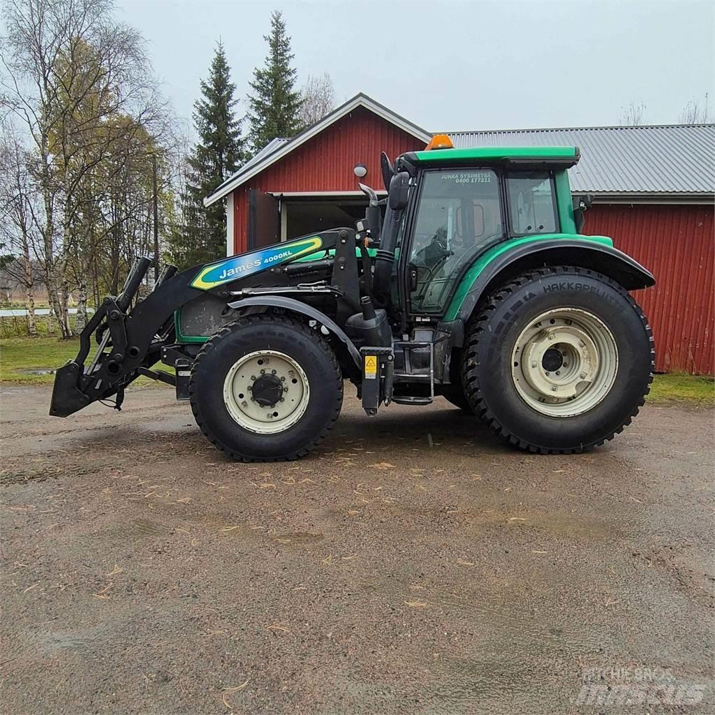Valtra T182 Versu Ciągniki rolnicze