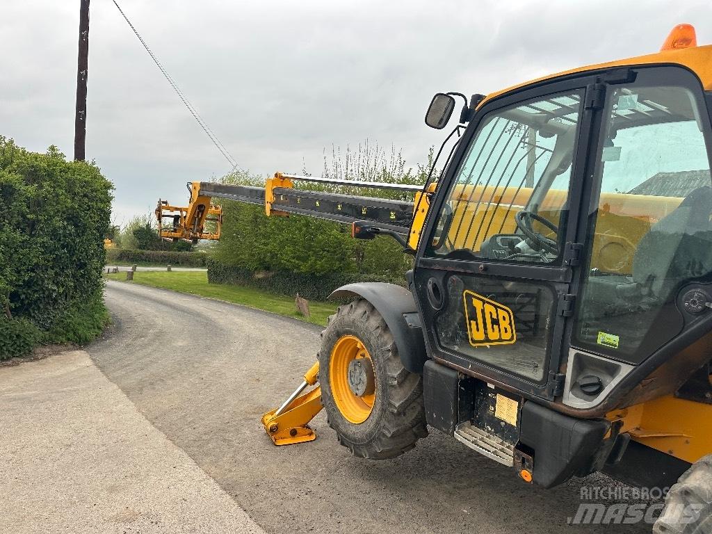 JCB 535-125 Ładowarki teleskopowe