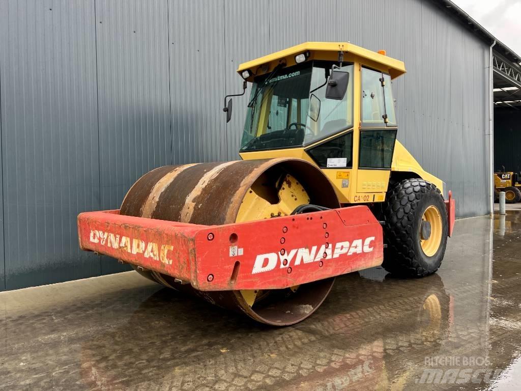 Dynapac CA302D Walce jednobębnowe