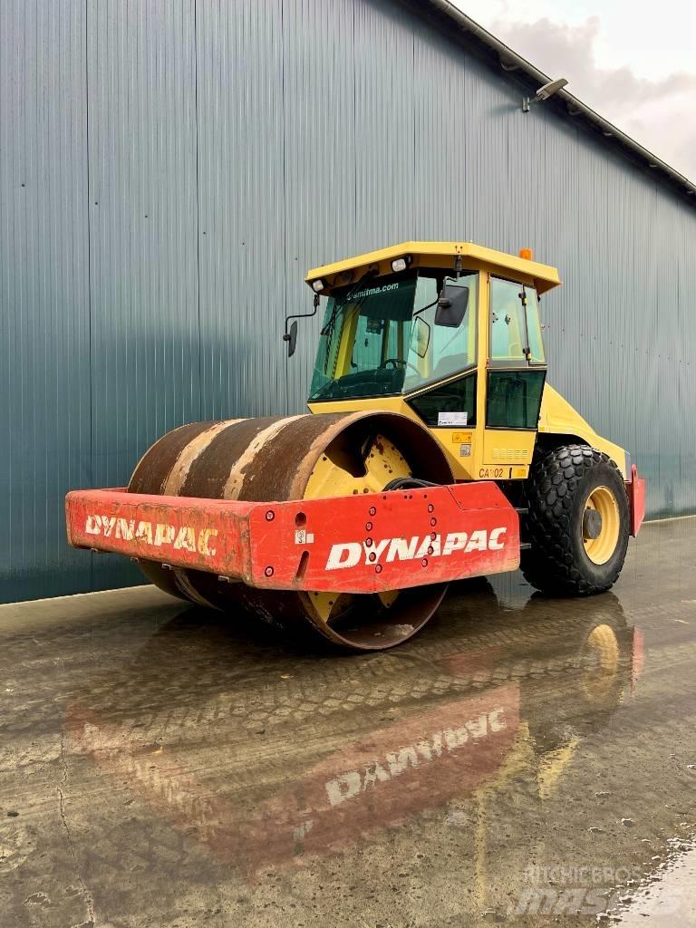 Dynapac CA302D Walce jednobębnowe