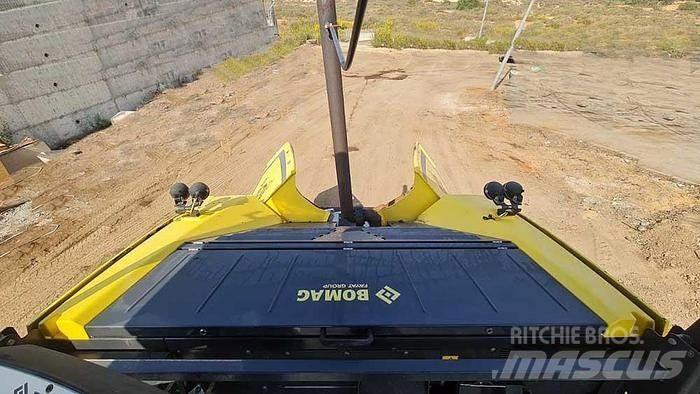 Bomag BF700C-2 Maszyny budowlane - Inne