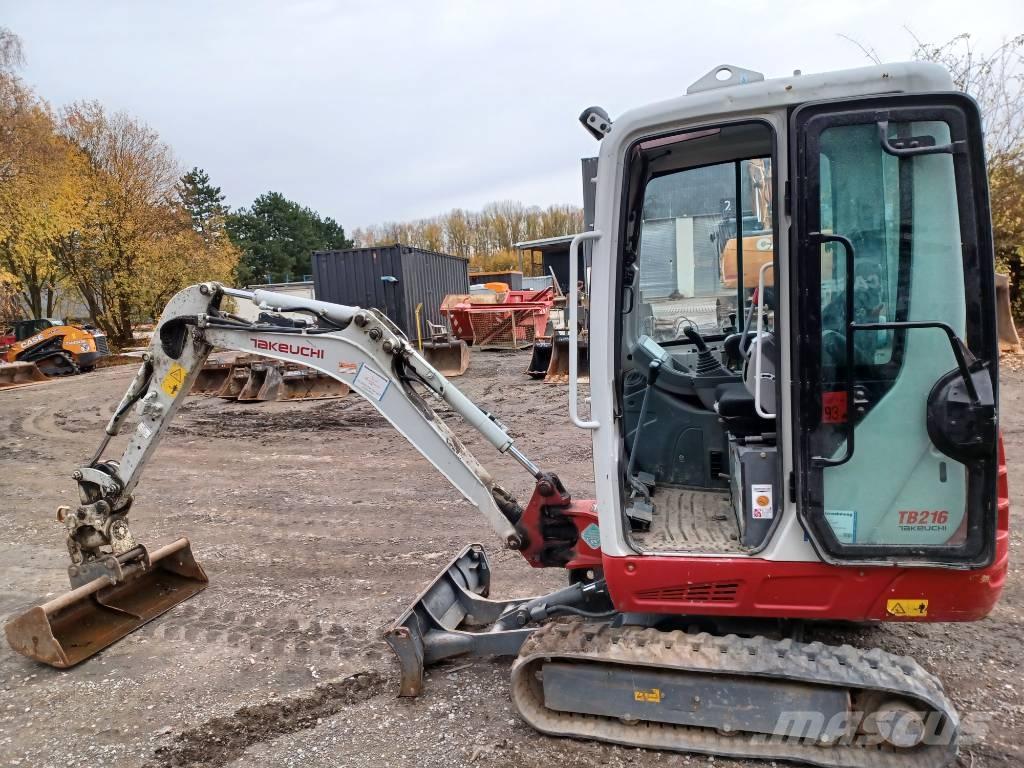 Takeuchi TB 216 Minikoparki