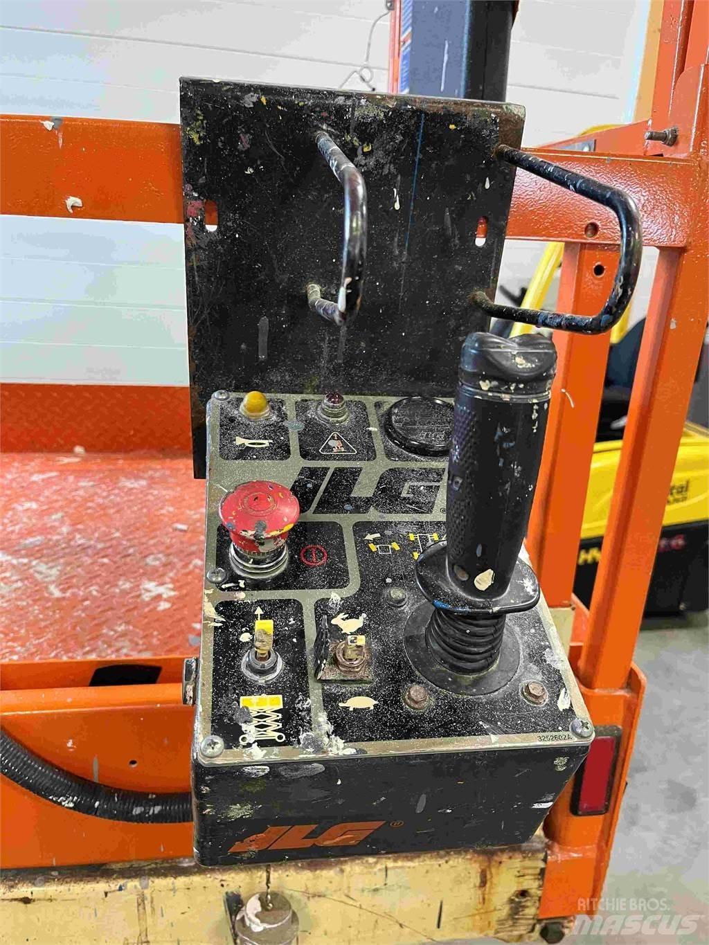 JLG 2646E2 Podnośniki nożycowe