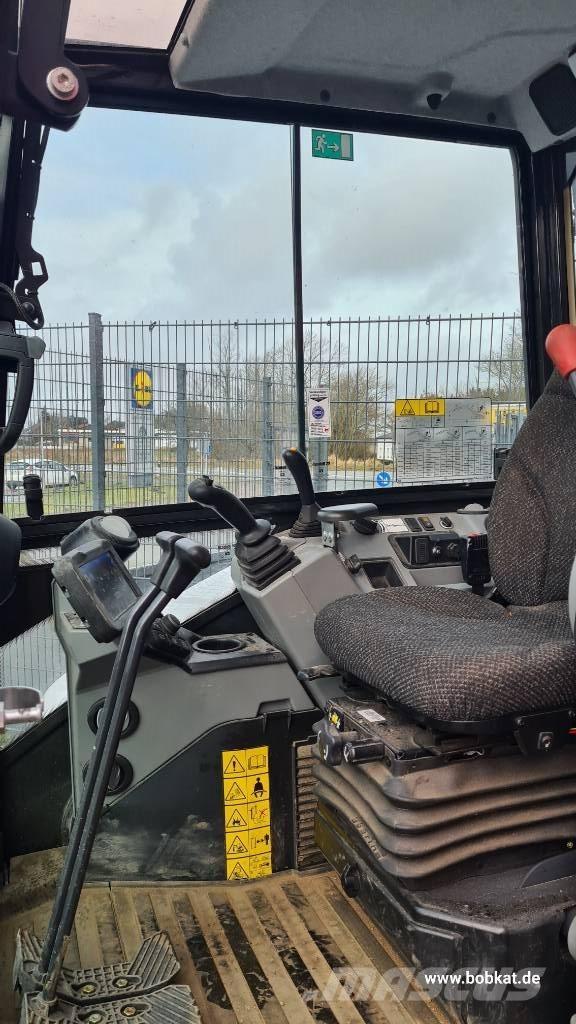 Bobcat E 60 Minikoparki