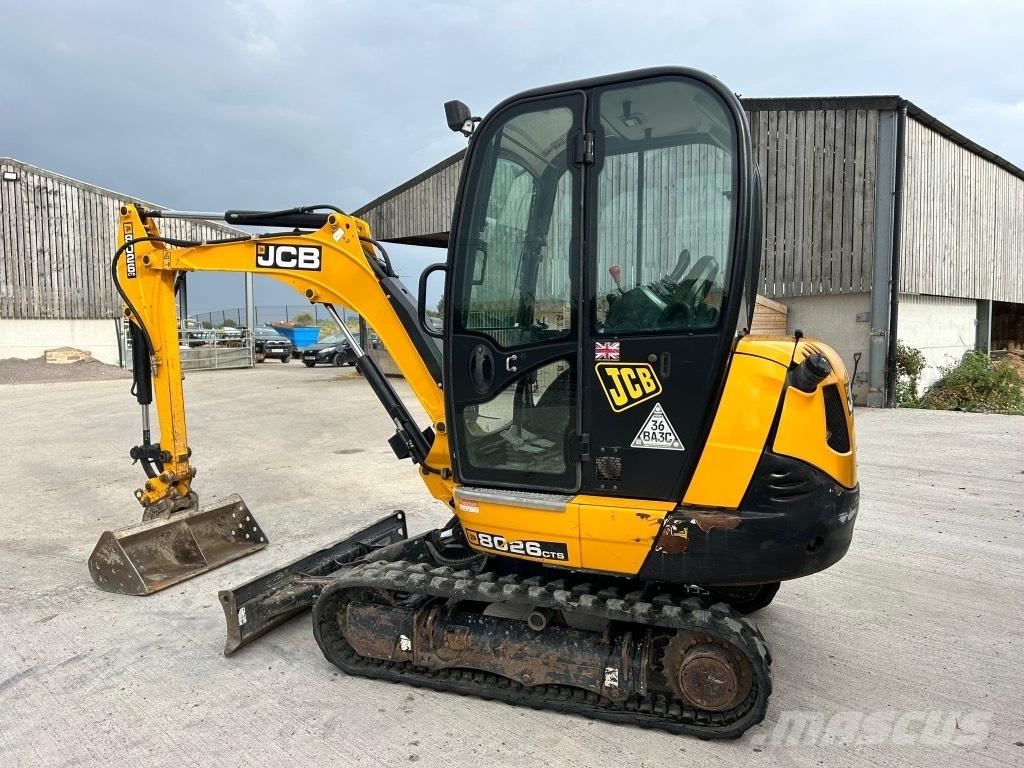 JCB 8026 CTS Minikoparki