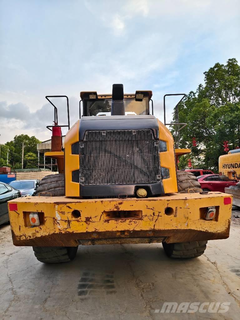 Volvo L 120 Ładowarki kołowe