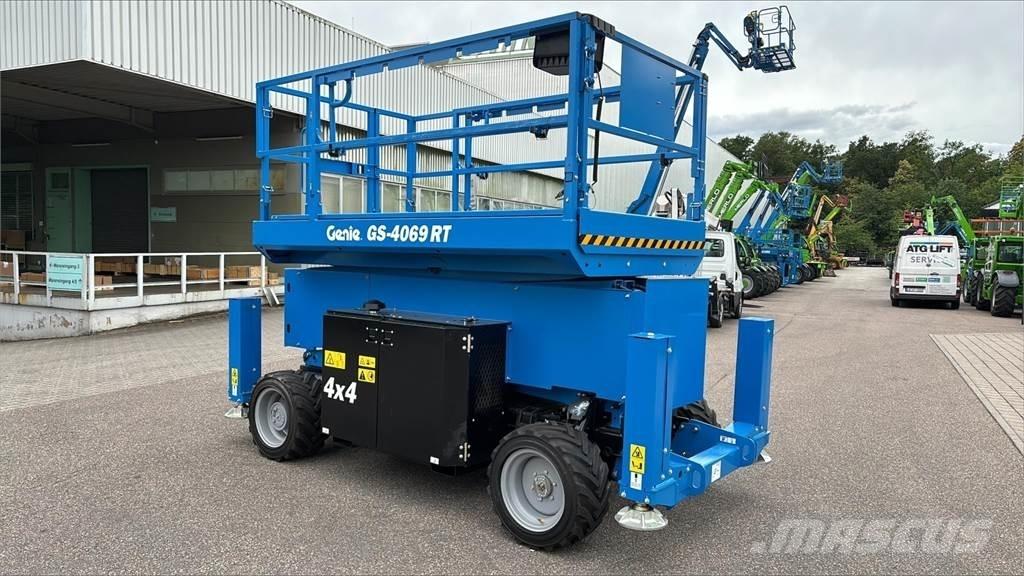 Genie GS-4069 RT Podnośniki nożycowe