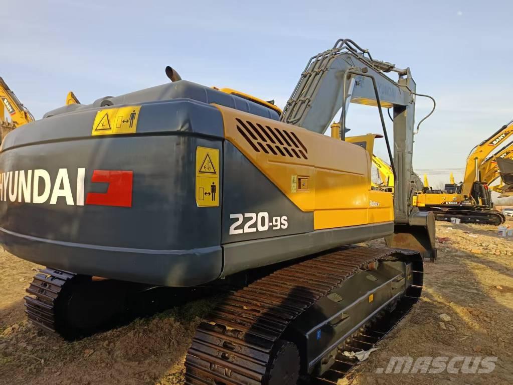 Hyundai 220-9s Koparki gąsienicowe