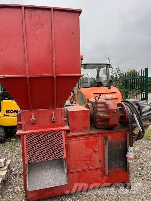 MG 220XL Sprzęt segregujący