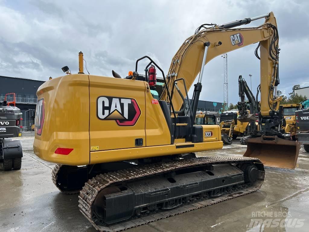 CAT 323 Next Gen Koparki gąsienicowe