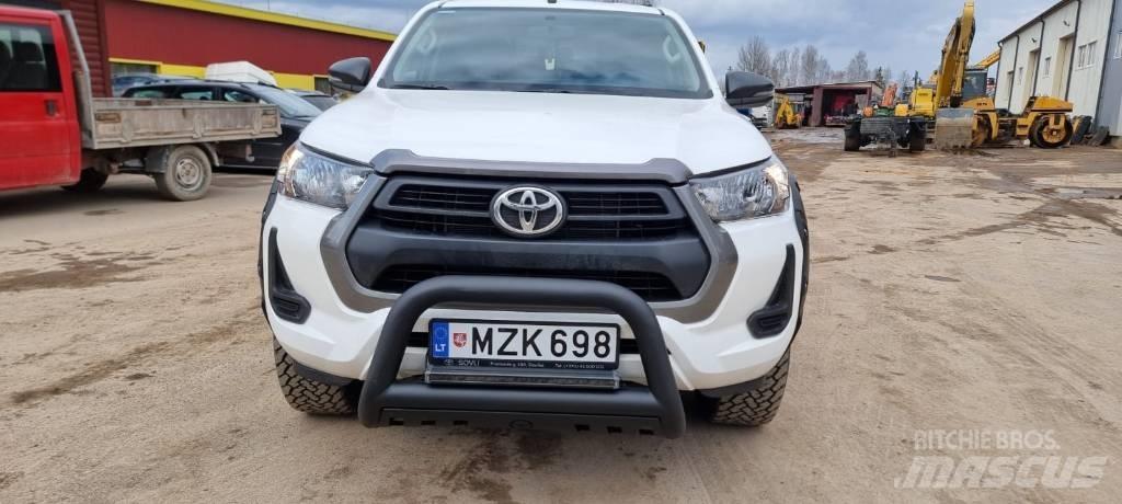 Toyota Hilux Pick-upy / Pojazdy z otwieranymi burtami