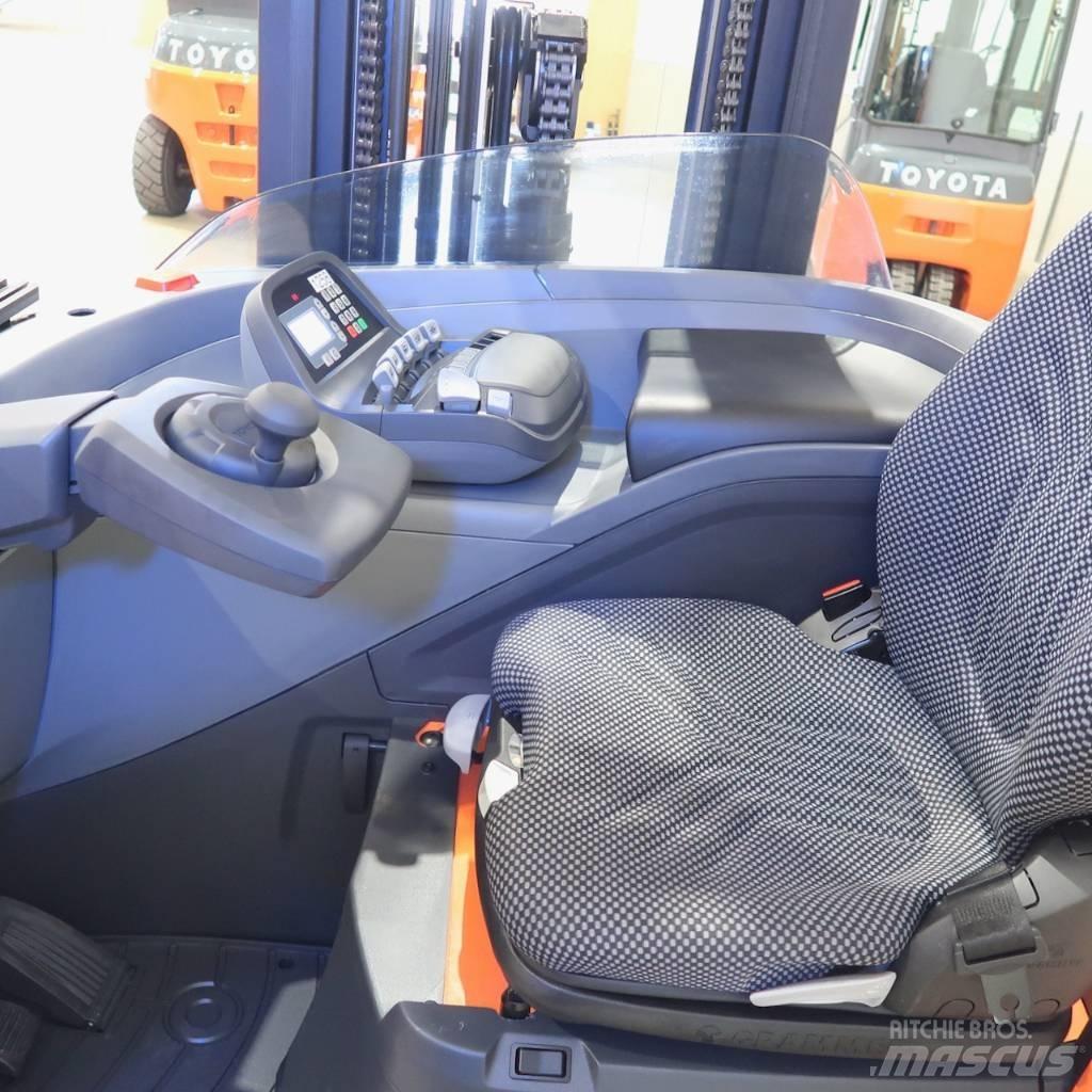 Toyota RRE160H Wózki widłowe wysokiego składowania