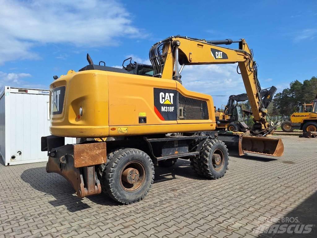 CAT M 318 F Koparki kołowe