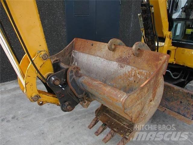 CAT 305.5 Minikoparki