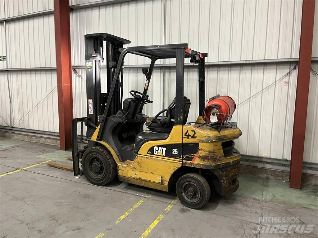 CAT GP25NT Wózki LPG