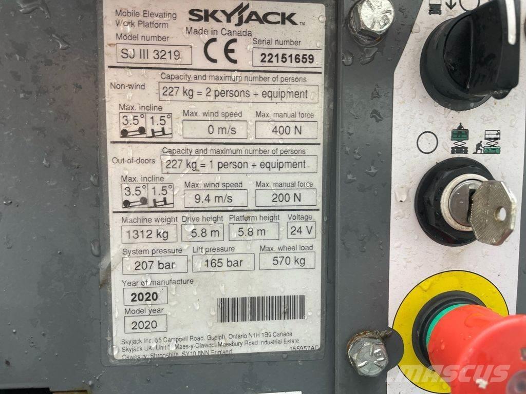 SkyJack SJ3219 Podnośniki nożycowe