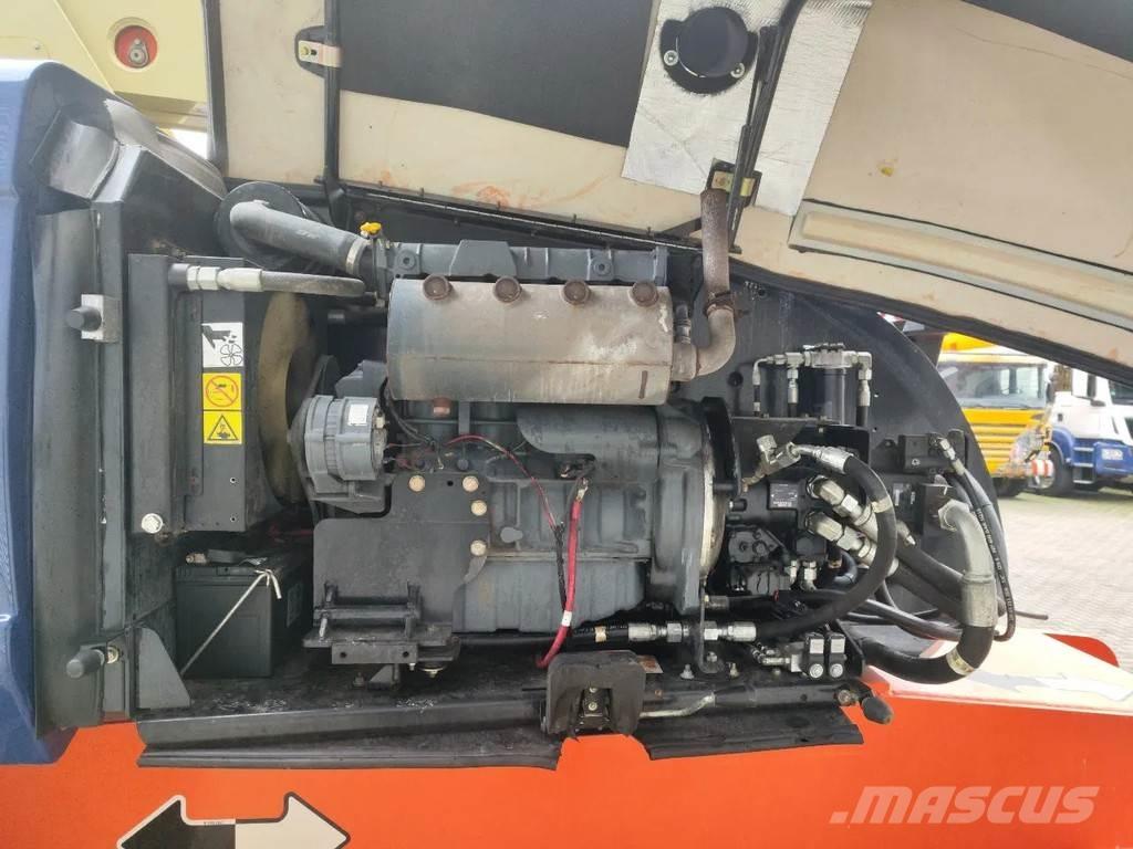 JLG 860 SJ Podnośniki teleskopowe