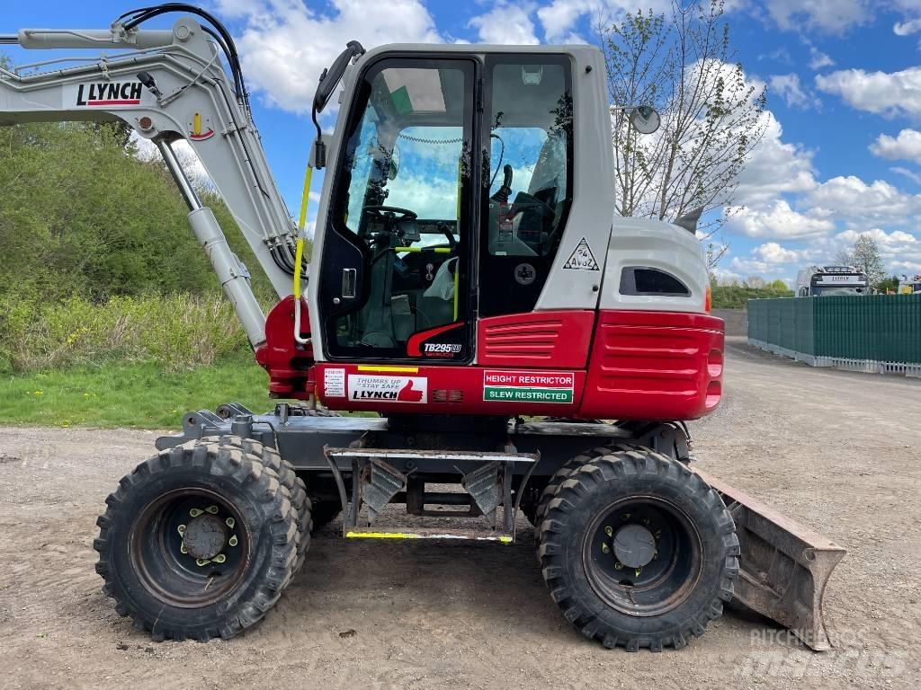 Takeuchi TB 295 W Koparki kołowe