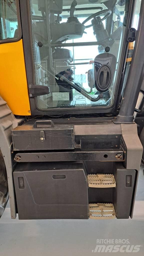 JCB Fastrac 4220 Ciągniki rolnicze