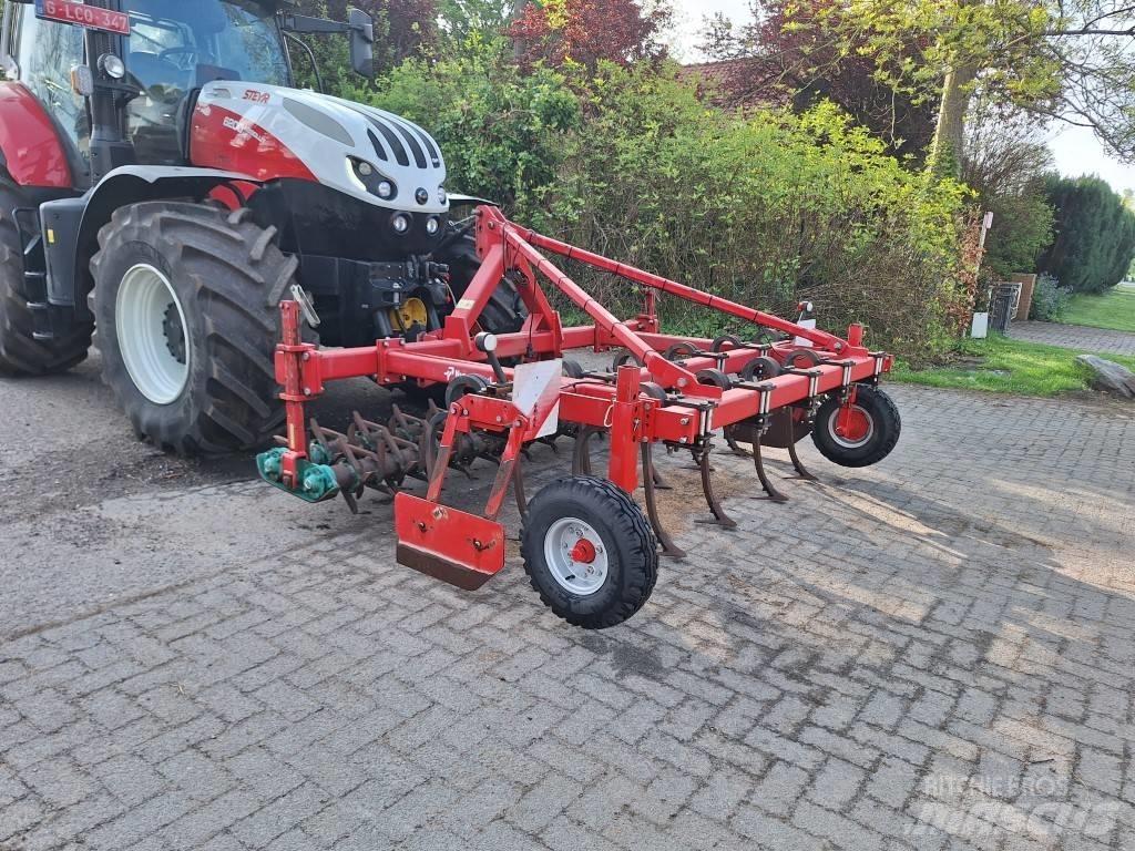 Kverneland STF 300 Kultywatory