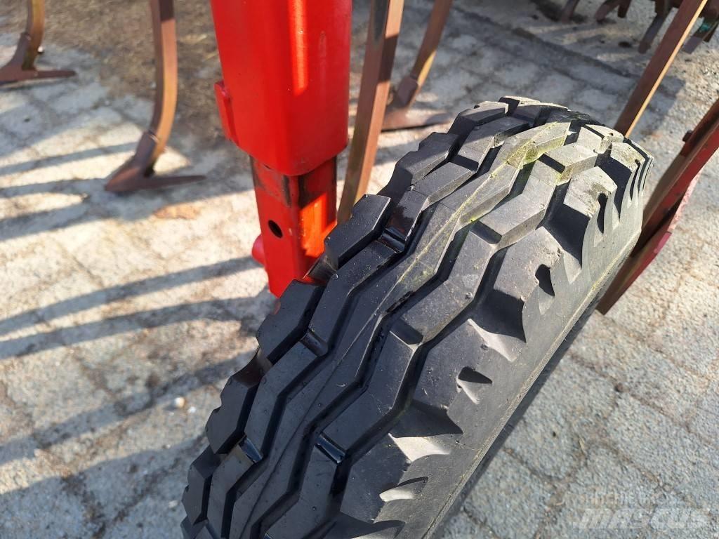 Kverneland STF 300 Kultywatory