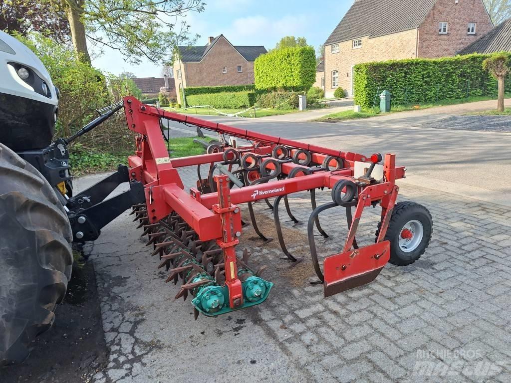 Kverneland STF 300 Kultywatory