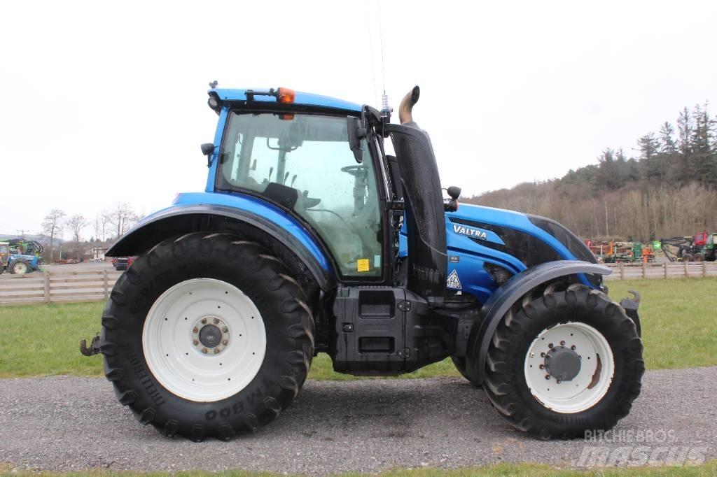 Valtra T174 Tractor Traktory leśne