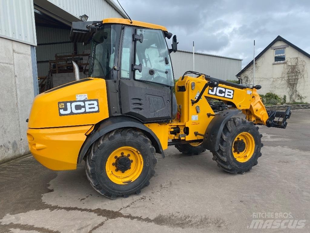 JCB TM 220 Ładowarki rolnicze