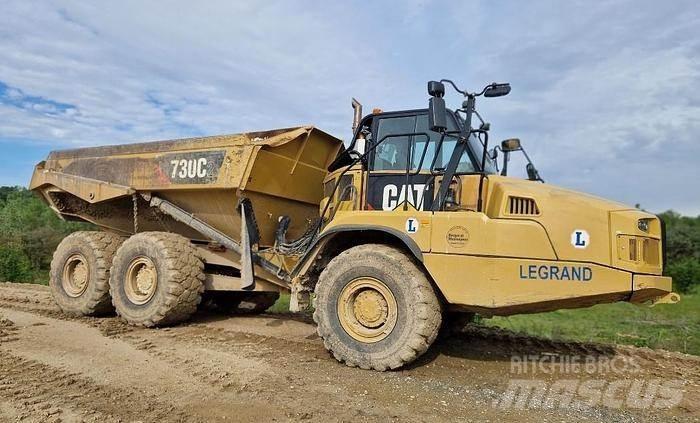 CAT 730C2 Spycharki gąsienicowe