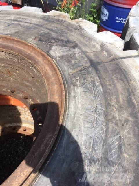 Bridgestone v Ładowarki kołowe