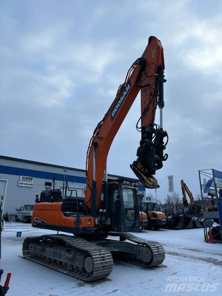 Doosan DX 255 LC-7 Koparki gąsienicowe