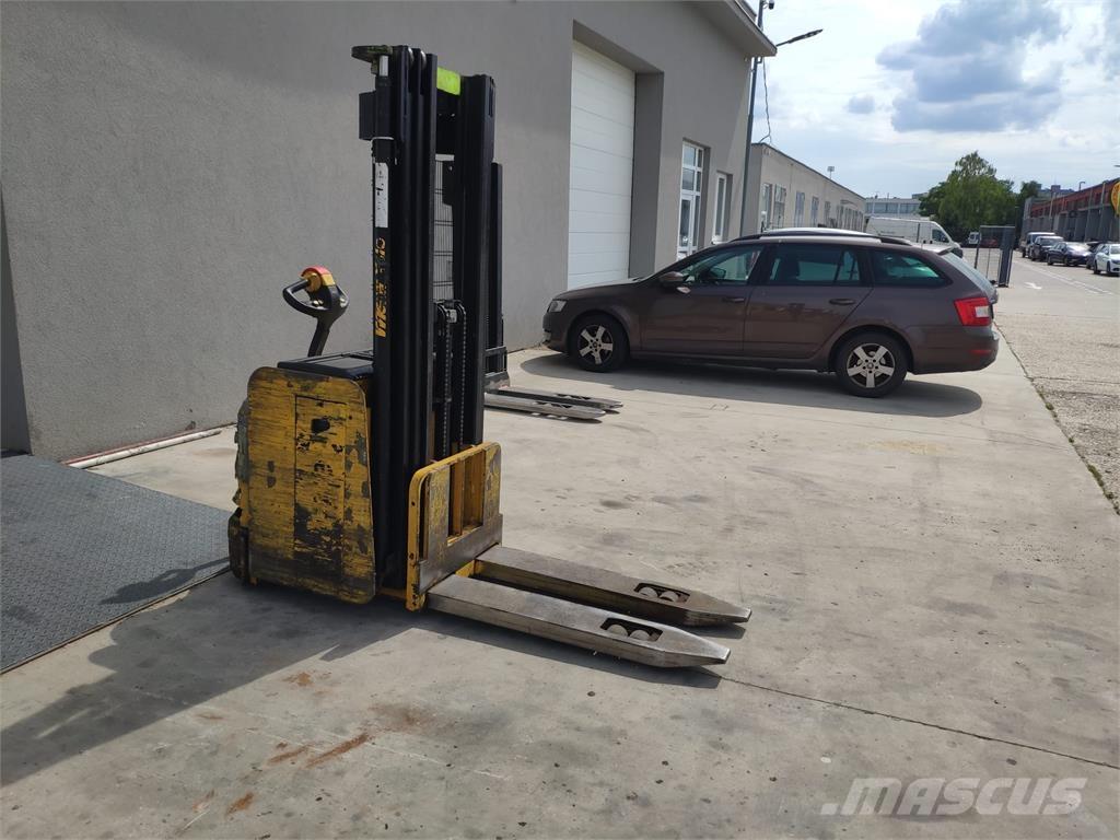 Yale MS16 AC Samojezdne maszyny do załadunku