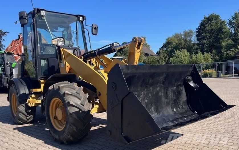 CAT 908M Radlader Ładowarki kołowe
