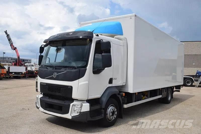 Volvo FL 250 Samochody ciężarowe ze skrzynią zamkniętą