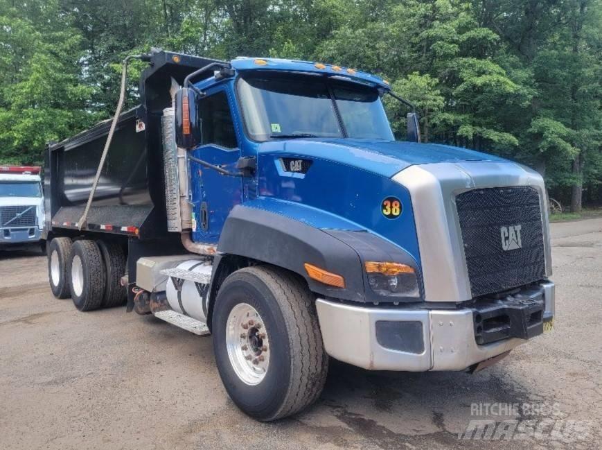 CAT CT 660 Wywrotki