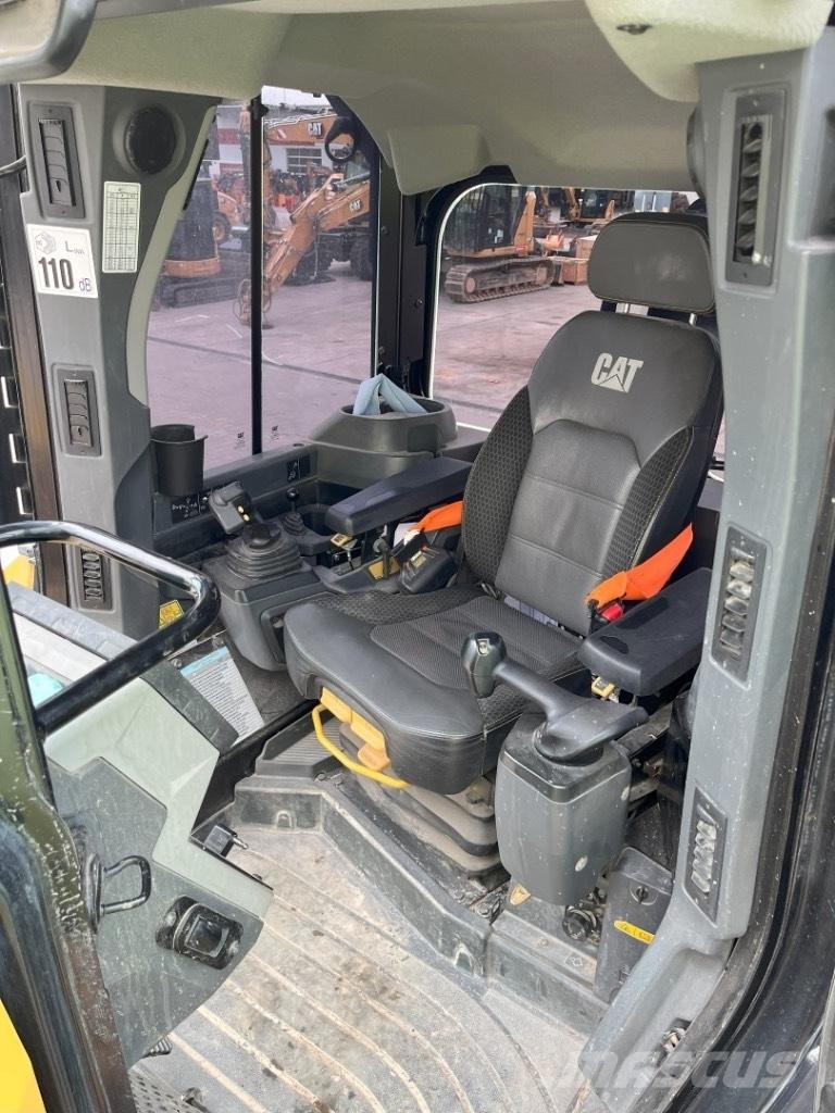 CAT D 5 LGP Spycharki gąsienicowe