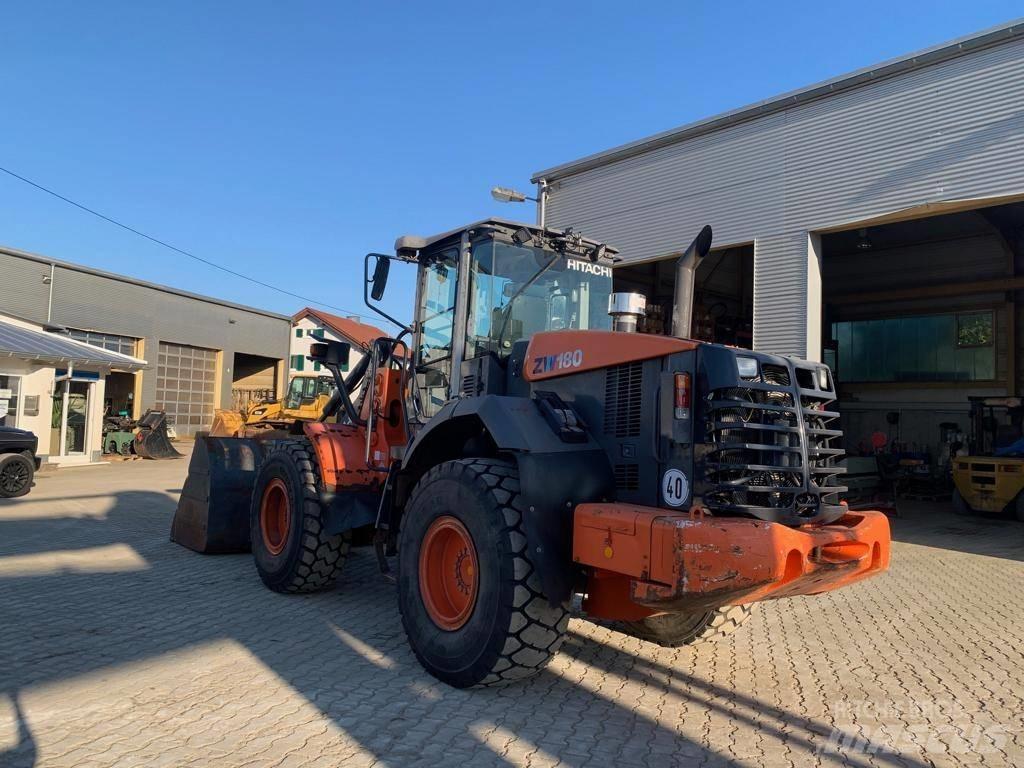 Hitachi ZW 180 Ładowarki kołowe