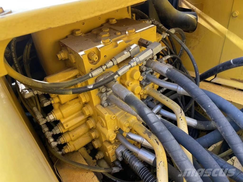 Komatsu PC 220-7 Koparki gąsienicowe