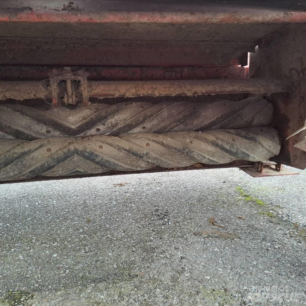 Kuhn FC300RG Kosiarki ze wstępną obróbka paszy